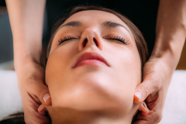 Barras de Access: uma técnica de massagem craniana para liberar bloqueios